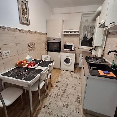 Apartament Ultra Central Marly กูรา ฮูมอรูลุย ภายนอก รูปภาพ