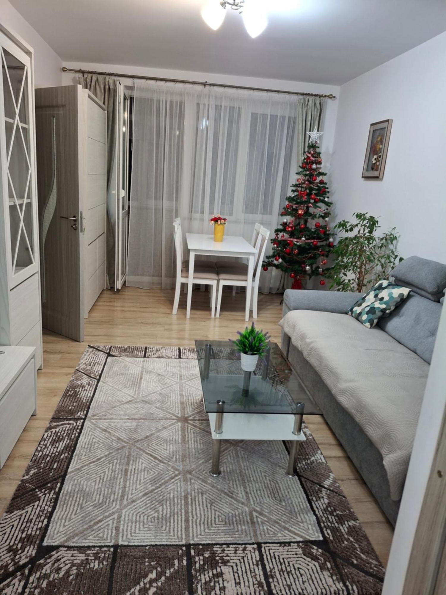 Apartament Ultra Central Marly กูรา ฮูมอรูลุย ภายนอก รูปภาพ